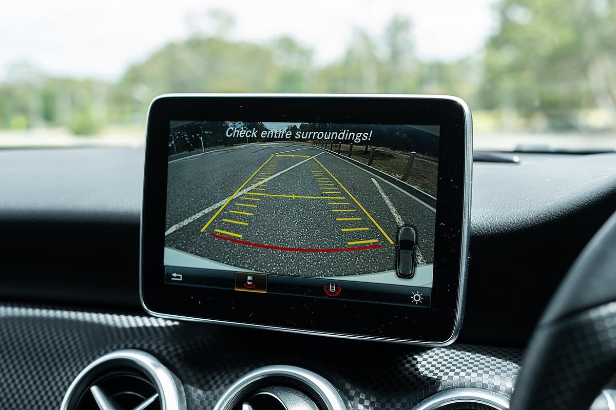 2015 Mercedes-Benz A-Class A200 W176