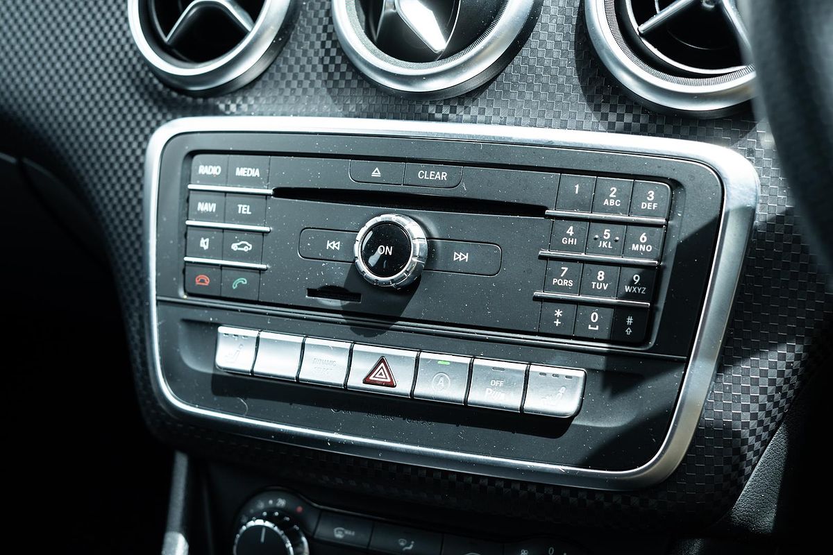 2015 Mercedes-Benz A-Class A200 W176