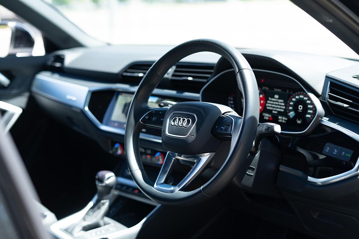 2024 Audi Q3 40 TFSI F3