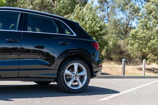 2024 Audi Q3 40 TFSI F3