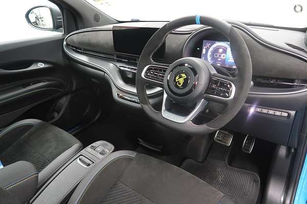 2024 Abarth 500e Scorpionissima