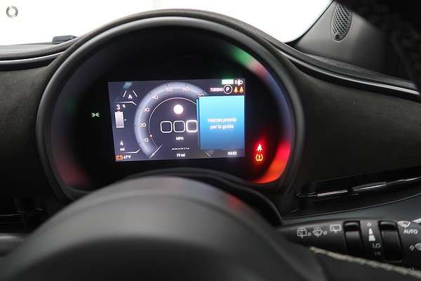 2024 Abarth 500e Scorpionissima