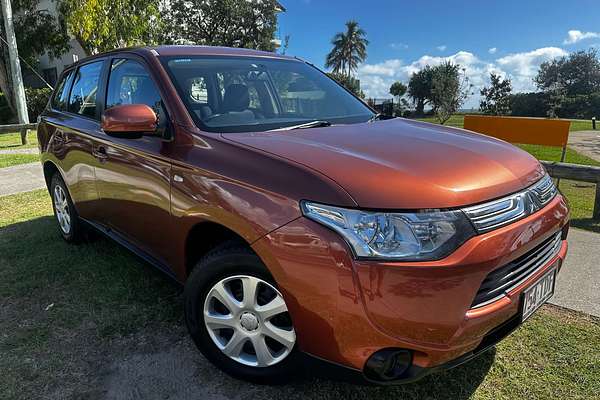 2012 Mitsubishi Outlander ES ZJ