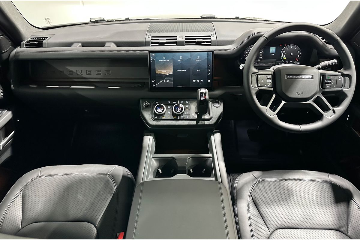 2025 Land Rover Defender 110 P400e X-Dynamic HSE L663