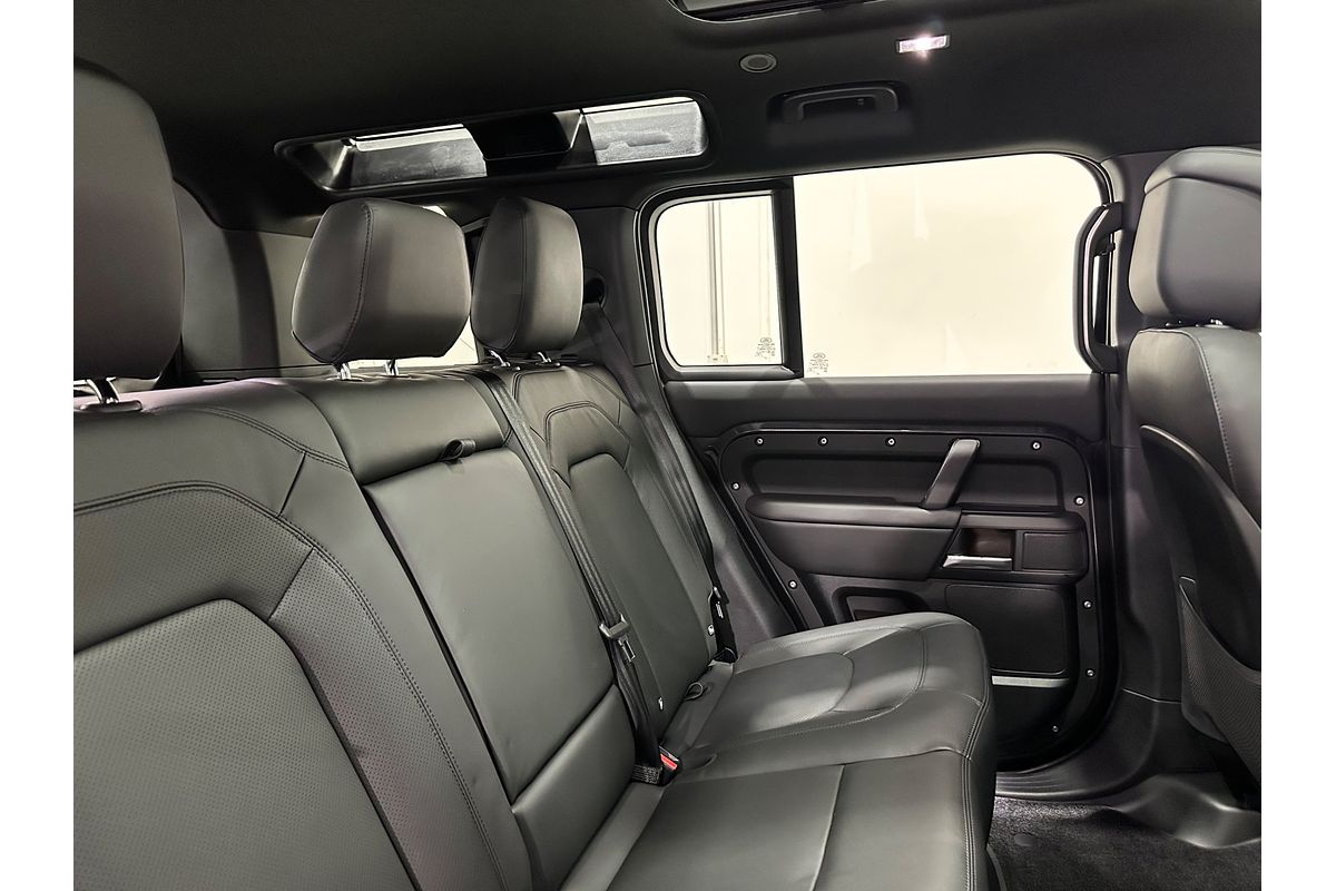 2025 Land Rover Defender 110 P400e X-Dynamic HSE L663