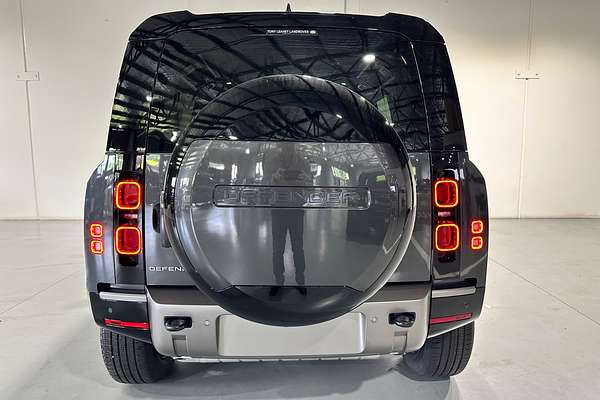 2025 Land Rover Defender 110 P400e X-Dynamic HSE L663