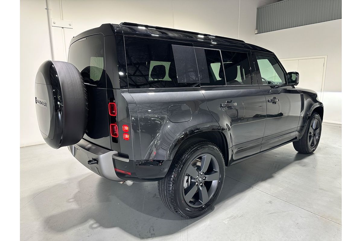 2025 Land Rover Defender 110 P400e X-Dynamic HSE L663