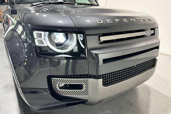 2025 Land Rover Defender 110 P400e X-Dynamic HSE L663