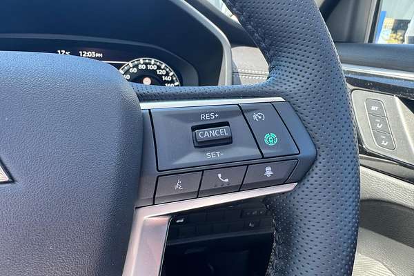 2024 Mitsubishi Outlander Exceed ZM