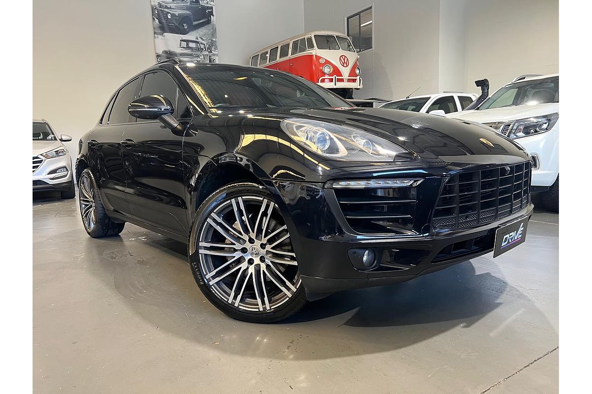 2016 Porsche Macan S 95B