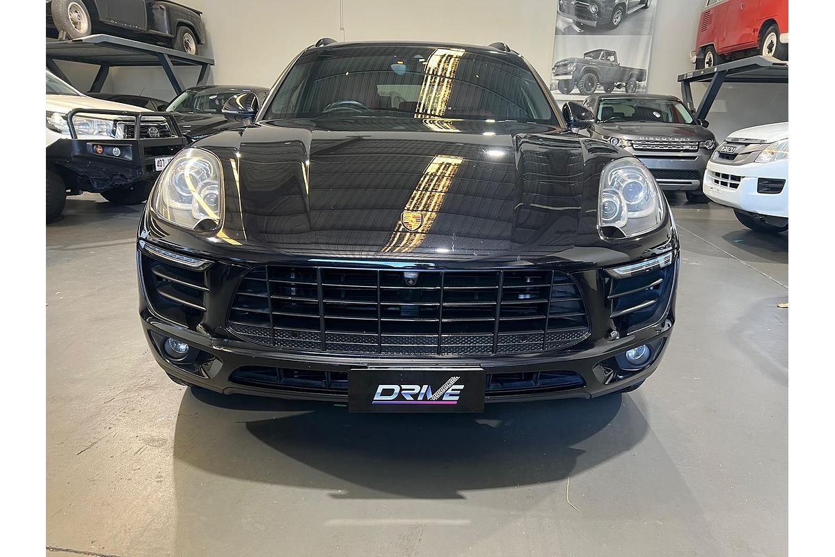 2016 Porsche Macan S 95B