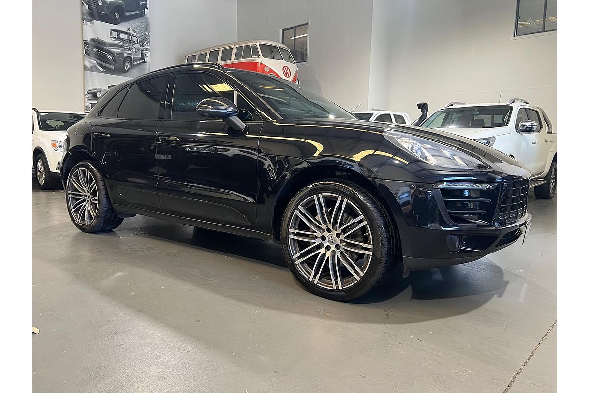 2016 Porsche Macan S 95B