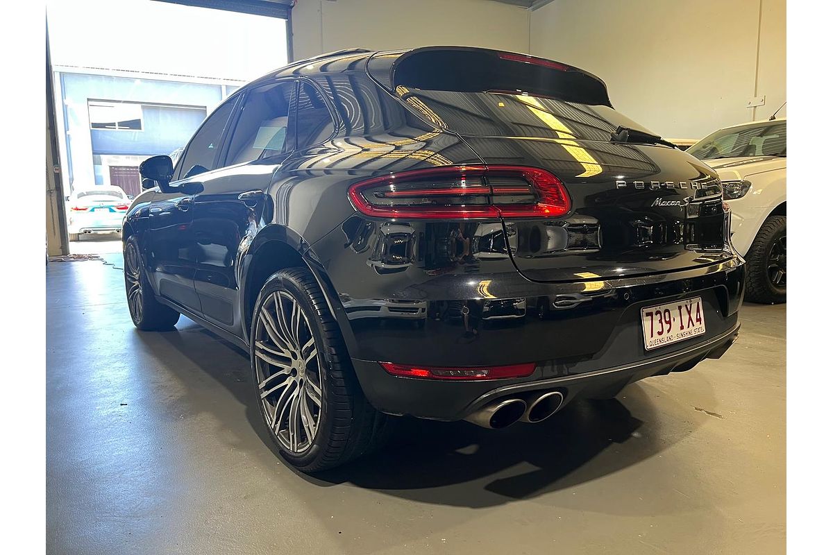2016 Porsche Macan S 95B
