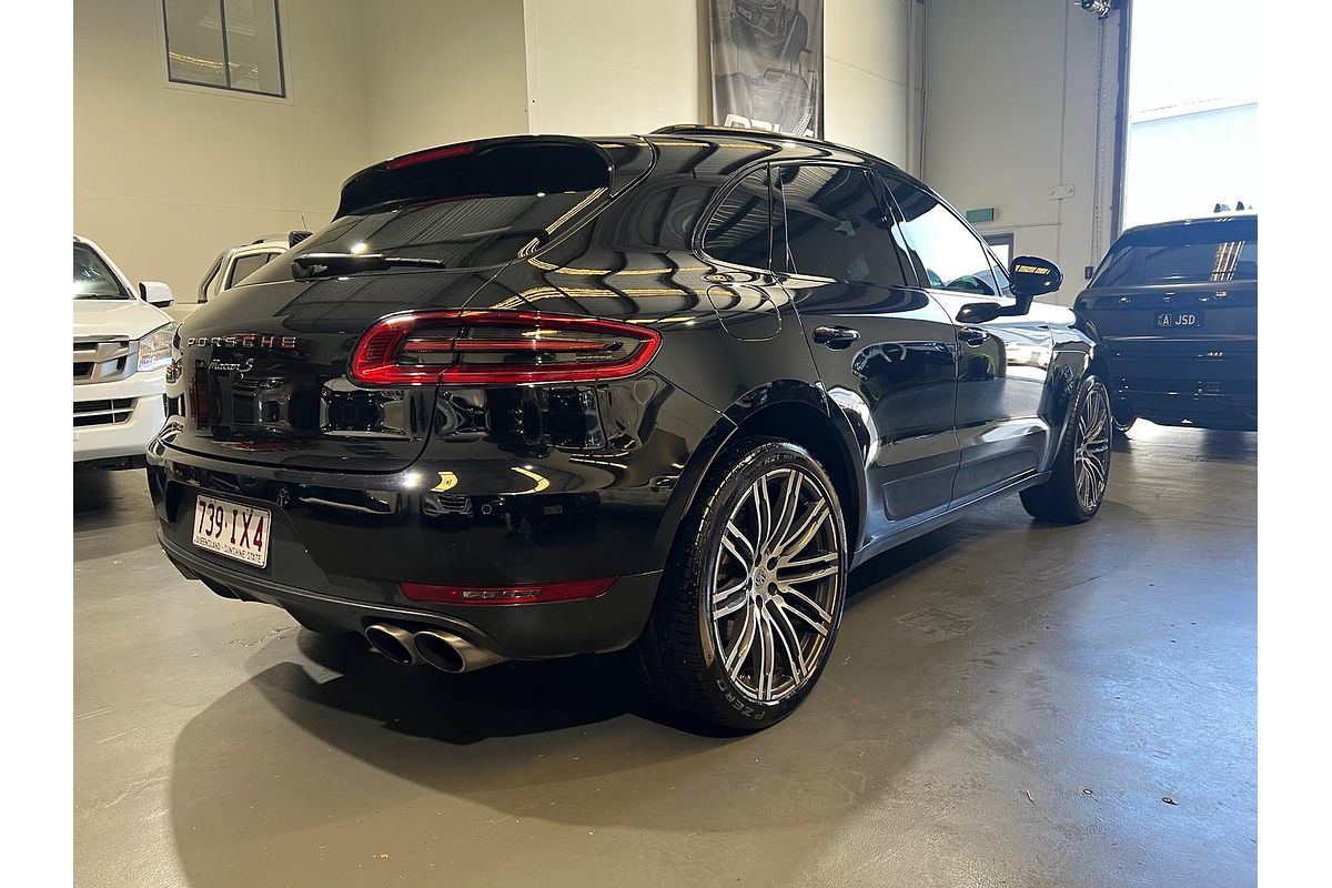 2016 Porsche Macan S 95B