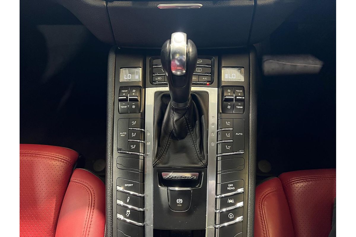 2016 Porsche Macan S 95B