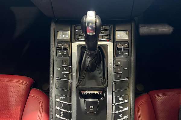 2016 Porsche Macan S 95B