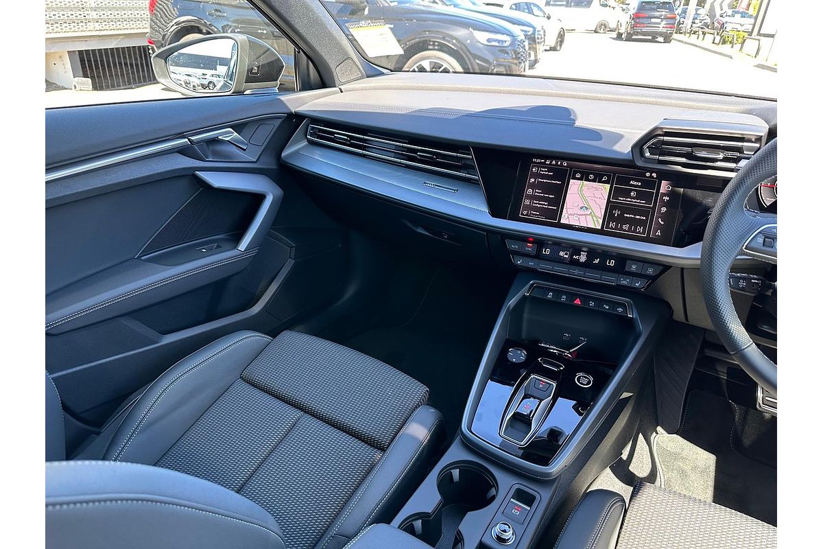 2025 Audi A3 35 TFSI S line GY