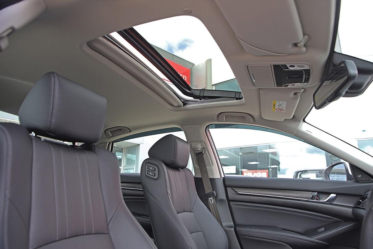 2023 Honda Accord VTi-LX 10th Gen