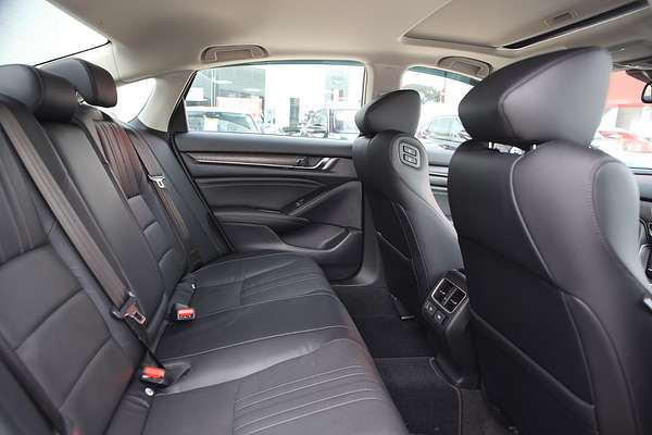 2023 Honda Accord VTi-LX 10th Gen