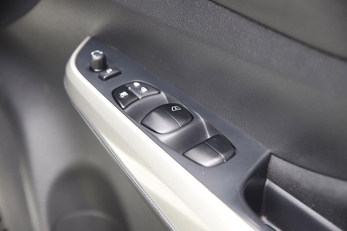 2019 Nissan Navara ST-X D23 Series 4 4X4