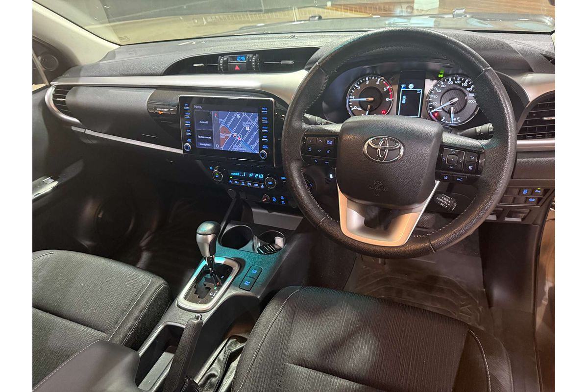 2020 Toyota Hilux SR5 GUN126R 4X4