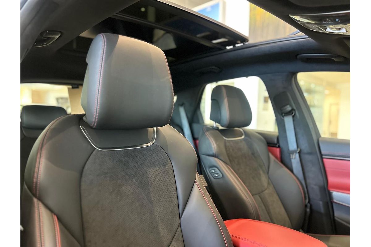 2024 Genesis GV70 2.5T JK.V2