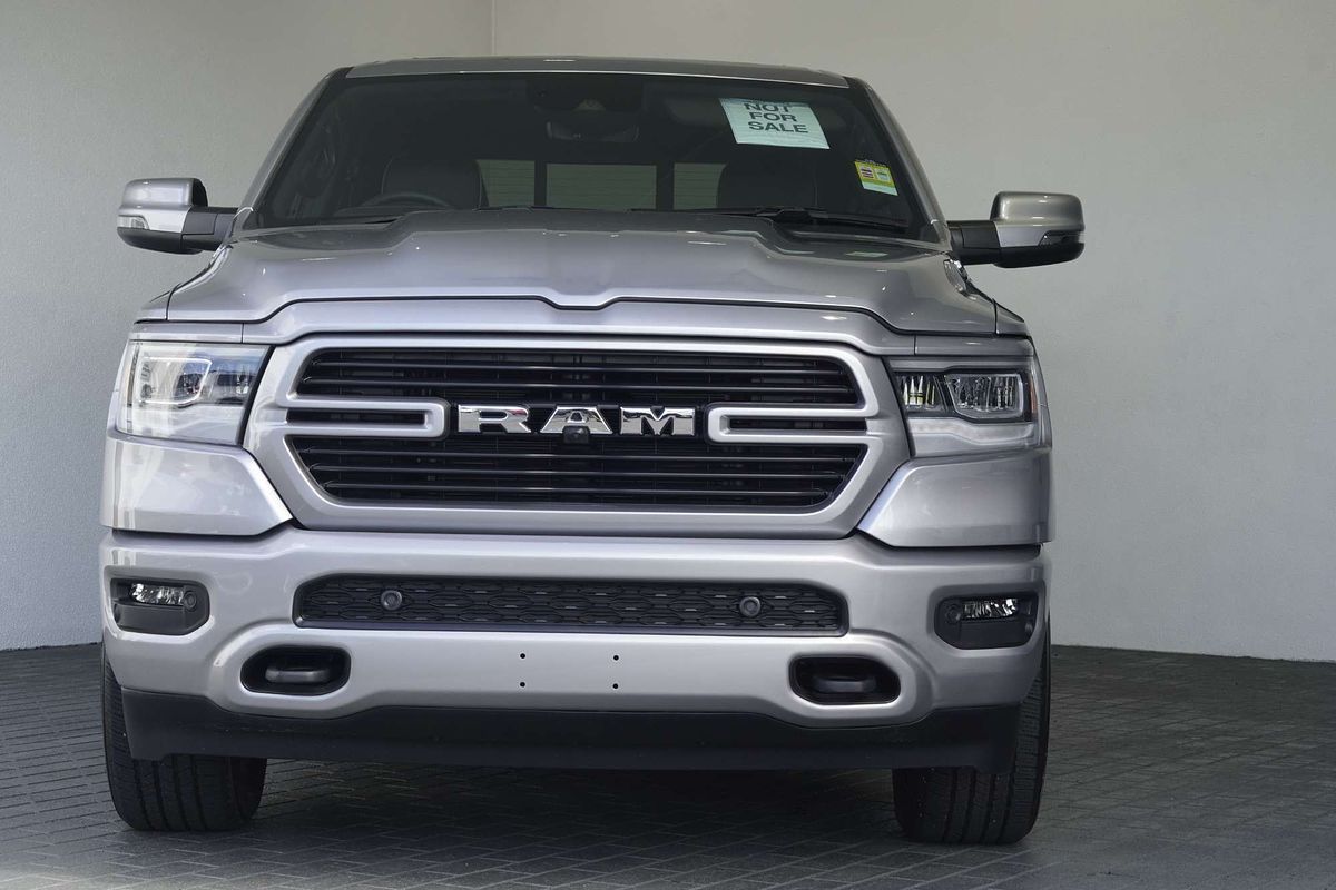 2023 RAM 1500 Laramie Sport RamBox DT 4X4 SWB