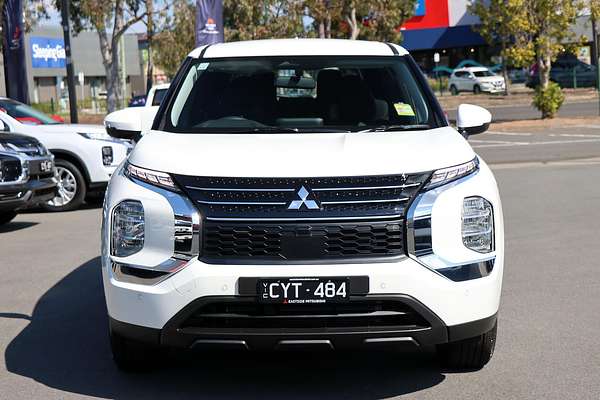 2024 Mitsubishi Outlander ES ZM