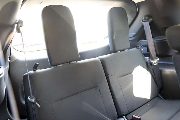 2024 Mitsubishi Outlander ES ZM