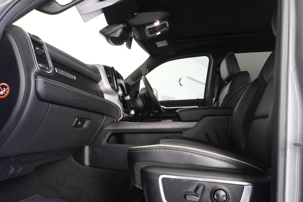 2023 RAM 1500 Laramie Sport RamBox DT 4X4 SWB