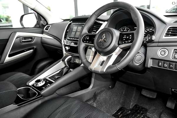 2024 Mitsubishi Pajero Sport GLX QG