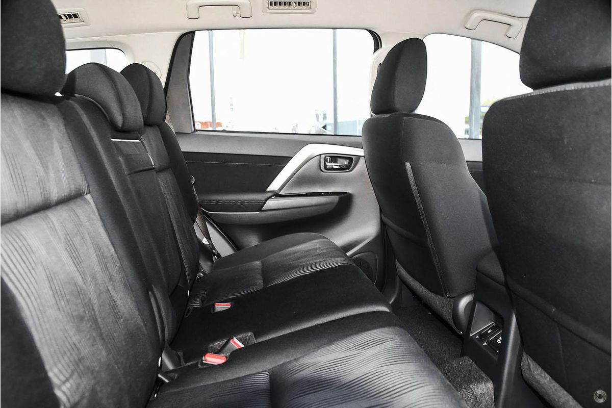 2024 Mitsubishi Pajero Sport GLX QG