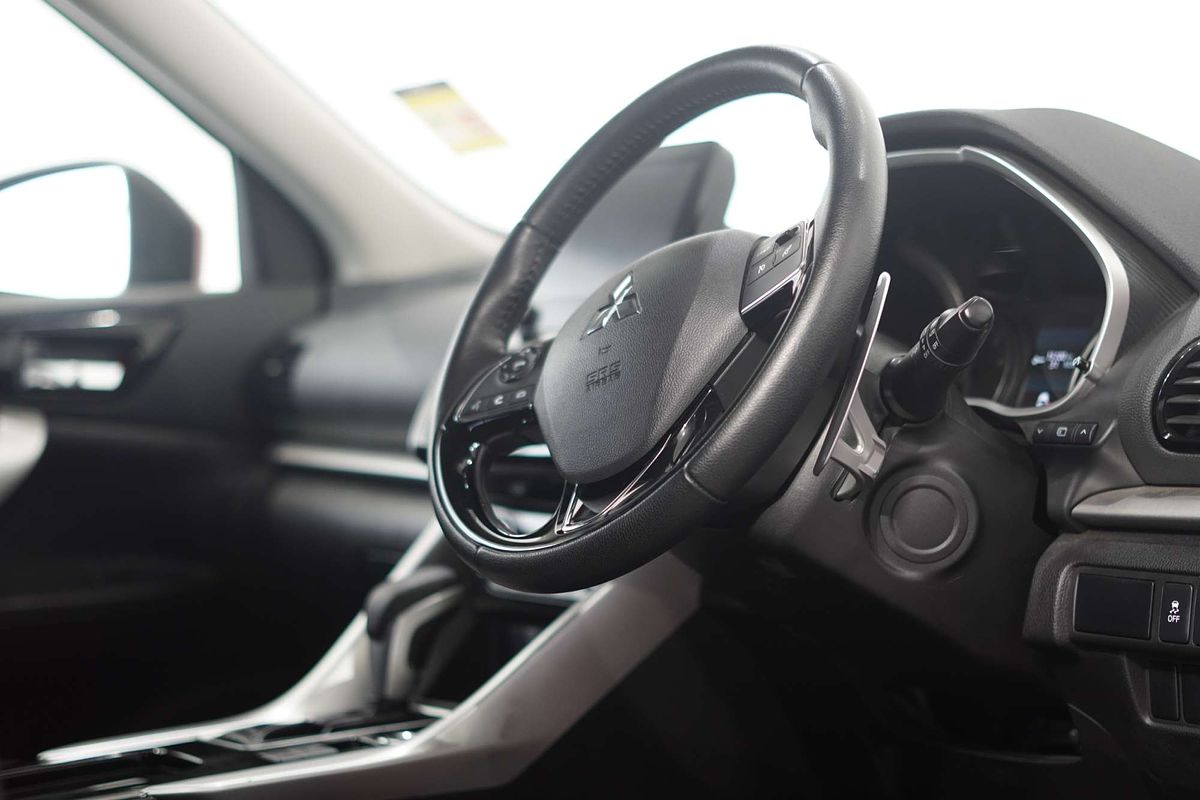 2023 Mitsubishi Eclipse Cross LS YB