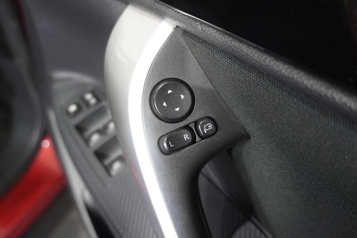 2023 Mitsubishi Eclipse Cross LS YB