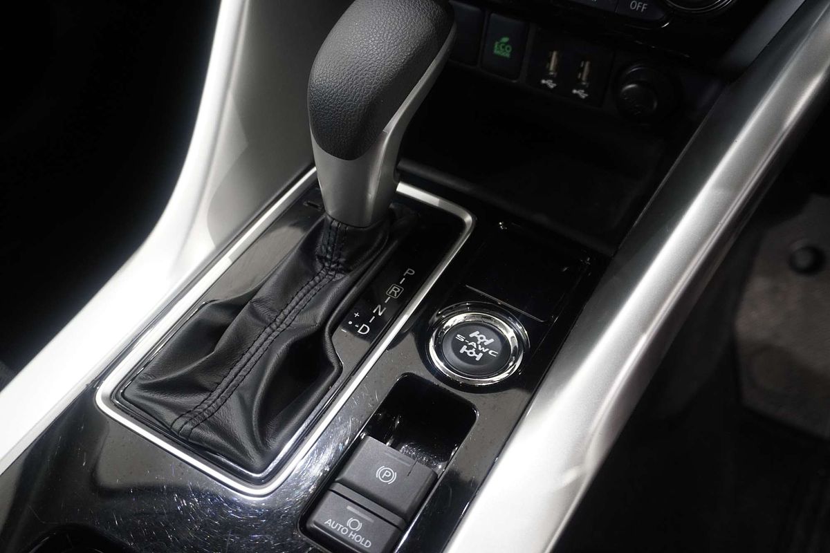 2023 Mitsubishi Eclipse Cross LS YB