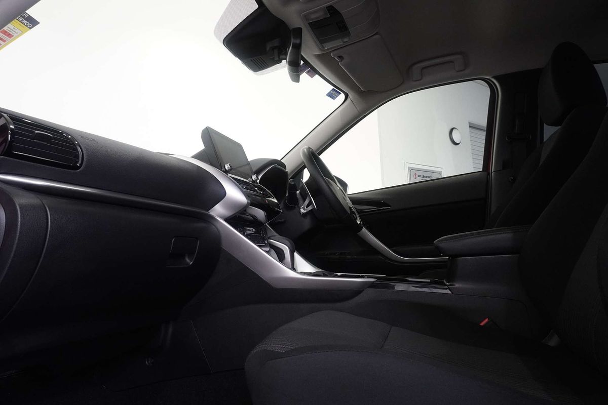 2023 Mitsubishi Eclipse Cross LS YB