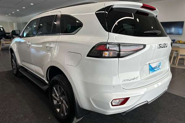 2023 Isuzu MU-X LS-U