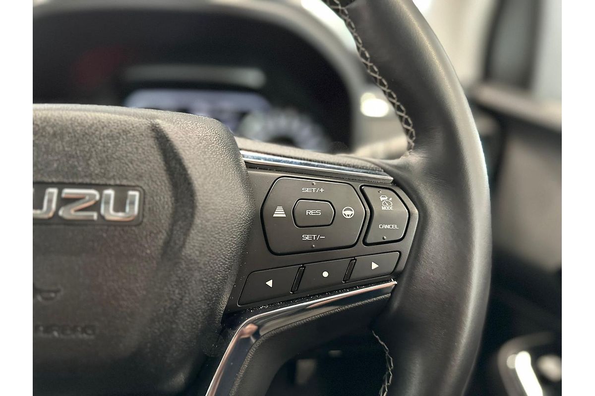 2023 Isuzu MU-X LS-U