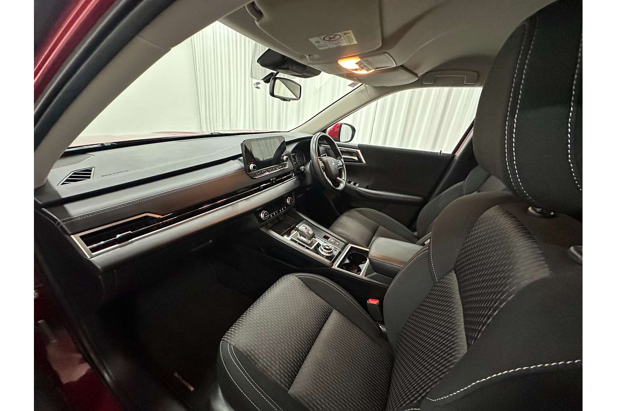 2021 Mitsubishi Outlander LS ZM