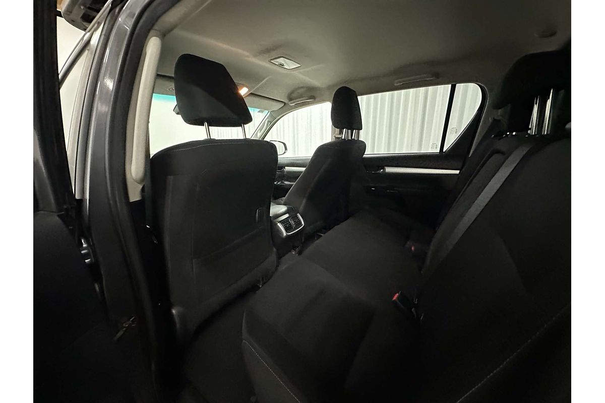 2019 Toyota Hilux SR5 GUN126R 4X4