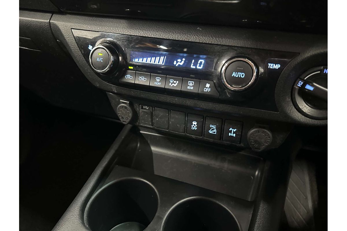 2019 Toyota Hilux SR5 GUN126R 4X4