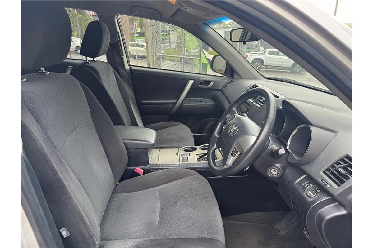 2012 Toyota KLUGER KX-R (FWD) 7 SEAT GSU40R MY11 UPGRADE