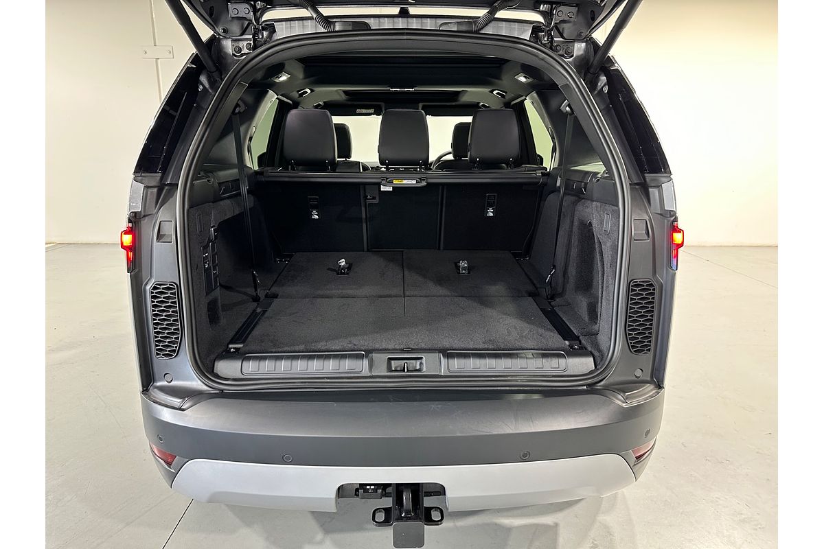 2024 Land Rover Discovery D350 S Series 5