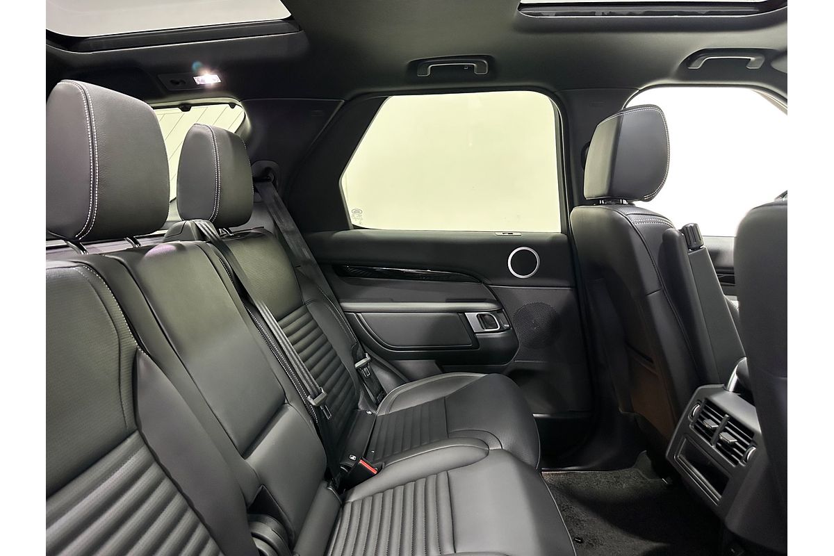 2024 Land Rover Discovery D350 S Series 5