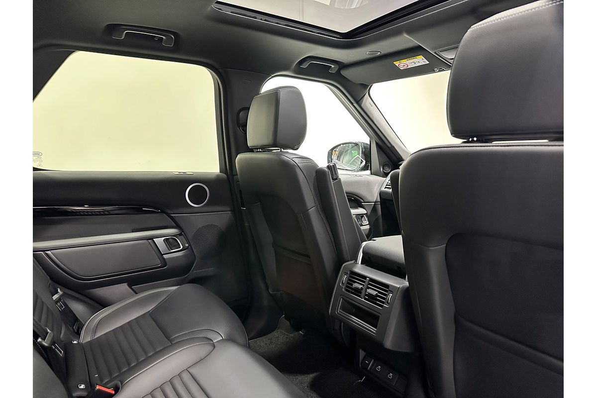 2024 Land Rover Discovery D350 S Series 5