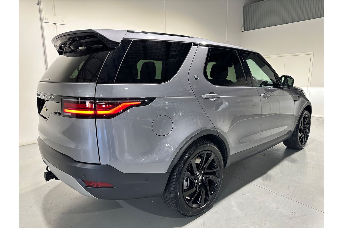 2024 Land Rover Discovery D350 S Series 5