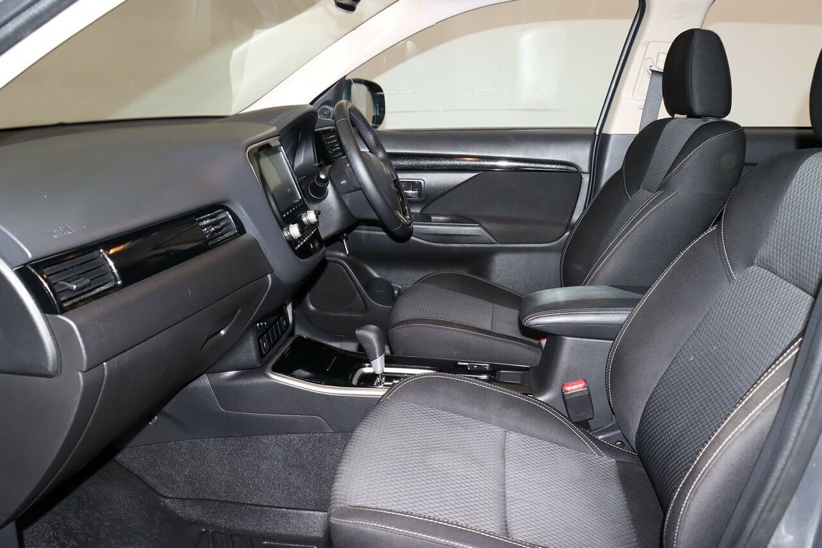 2019 Mitsubishi Outlander ES ZL