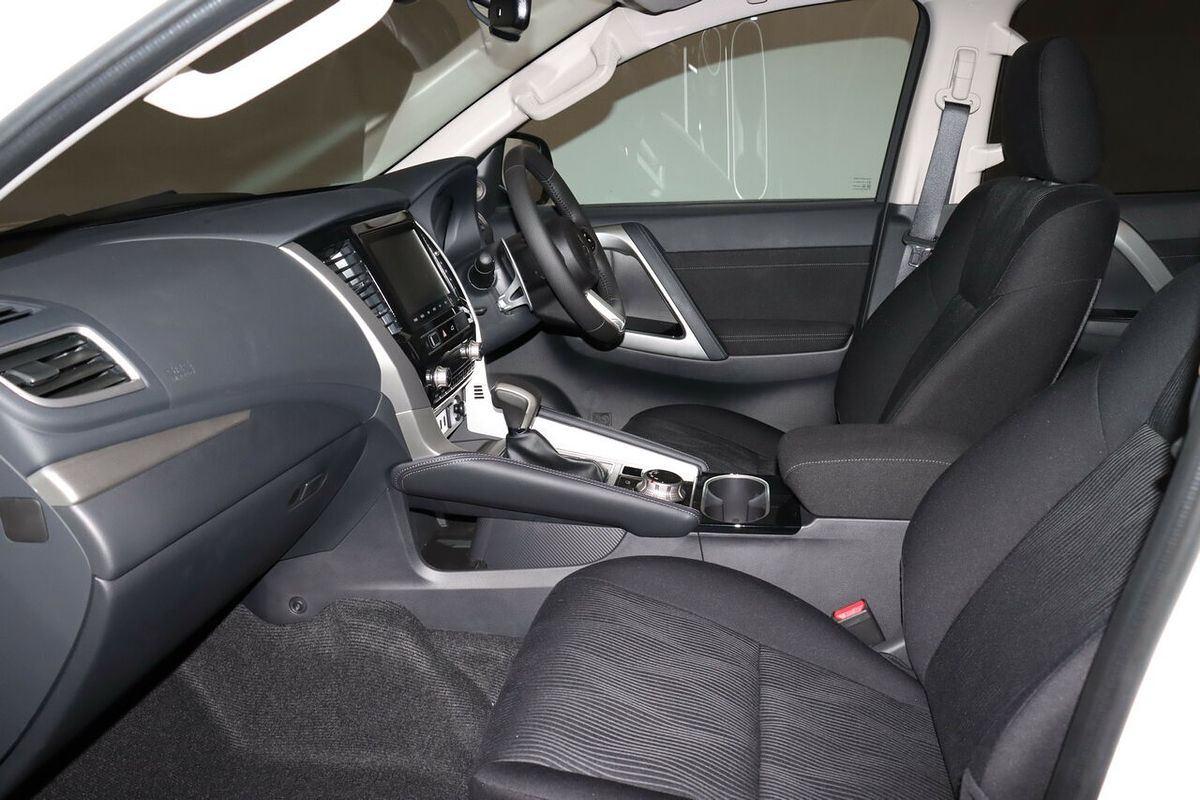 2024 Mitsubishi Pajero Sport GLS QG
