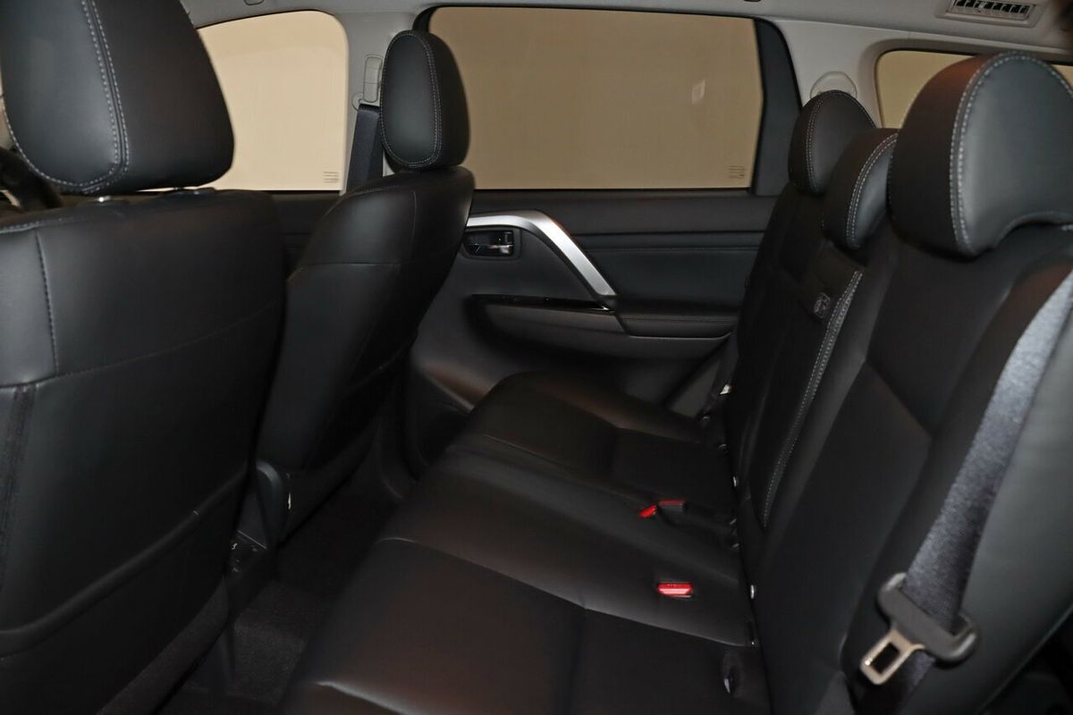 2024 Mitsubishi Pajero Sport GLS QG