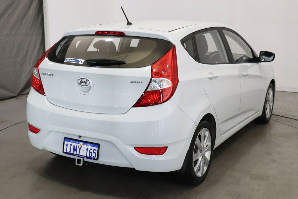 2019 Hyundai Accent Sport RB6